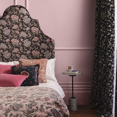 Tonquin Blush Velvet F1590-01